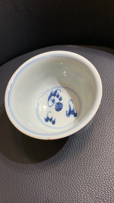 古玩陶瓷龍鳳紋青花杯真品鑒賞圖