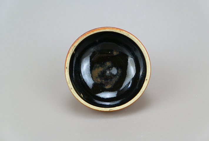 古玩陶瓷黑釉茶盞真品鑒賞圖