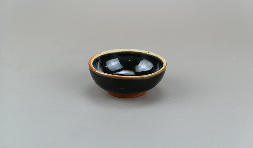 古玩陶瓷黑釉茶盞真品鑒賞圖