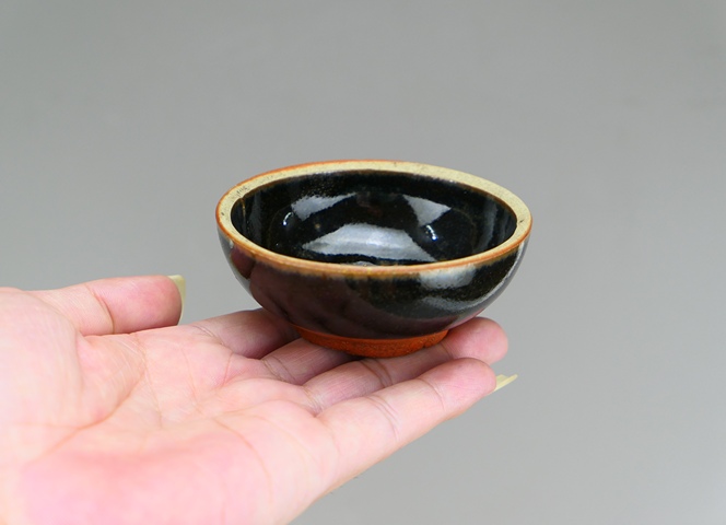 古玩陶瓷黑釉茶盞真品鑒賞圖
