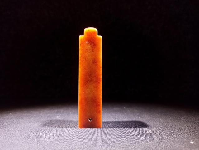 古玩玉器清代翡翠雕“素紋翎管”拍賣，當前價格9800元