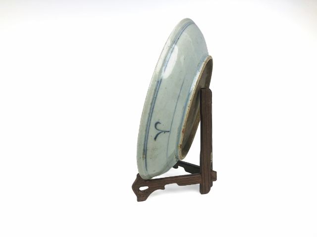 古玩陶瓷清中早期·青花太陽花紋盤真品鑒賞圖