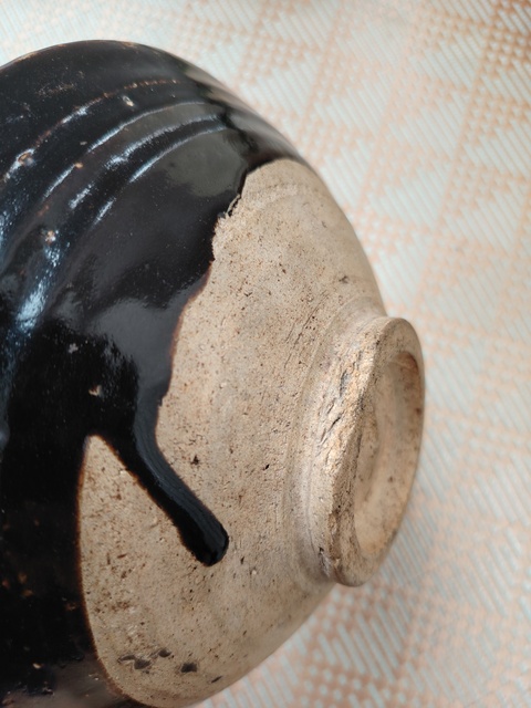 古玩陶瓷元代.黑釉鐵銹花葵口碗拍賣，當前價格2800元