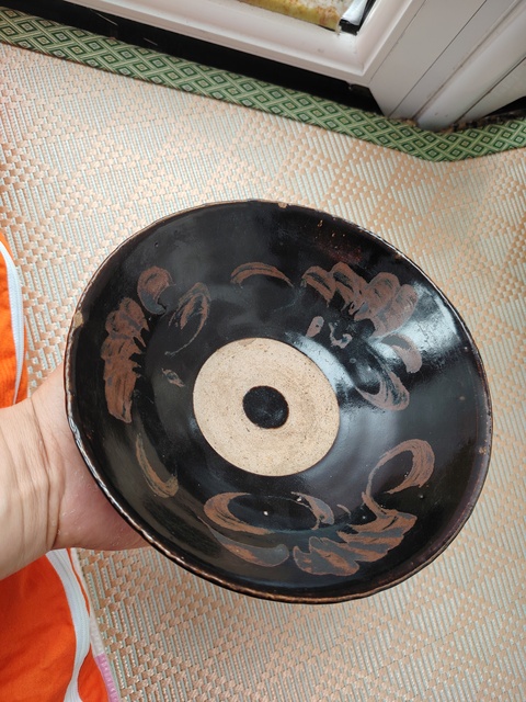 古玩陶瓷元代.黑釉鐵銹花葵口碗拍賣，當前價格2800元