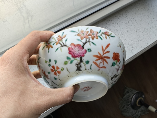 古玩陶瓷粉彩花卉碗拍賣,當前價格5000元