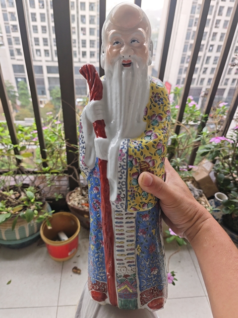 古玩陶瓷民國粉彩壽星造像拍賣,當前價格280元