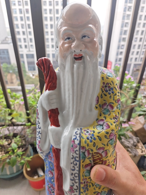 古玩陶瓷民國粉彩壽星造像拍賣,當前價格280元