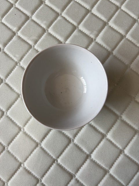 古玩陶瓷豆青釉碗真品鑒賞圖
