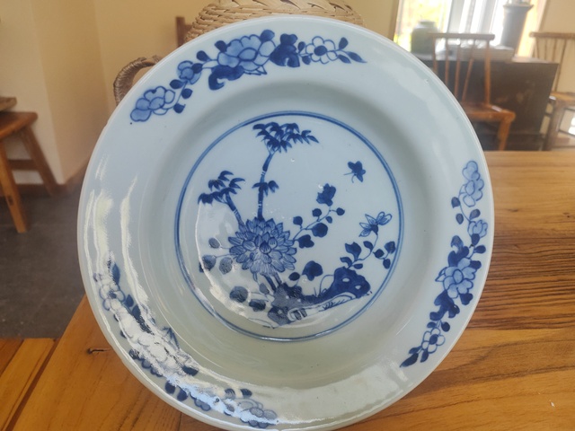 古玩陶瓷花卉紋青花盤拍賣，當(dāng)前價格3300元