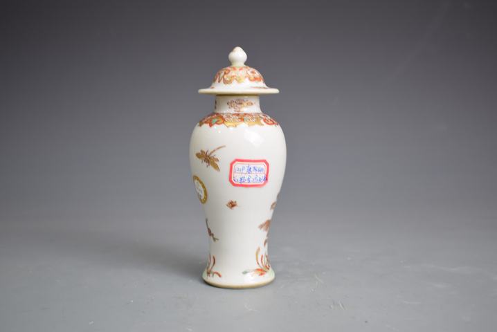 古玩陶瓷清康熙·五彩描金花卉紋雞腿蓋瓶拍賣,當前價格1876元