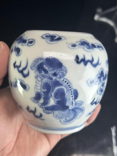 古玩陶瓷清晚·青花獅紋水盂 真品鑒賞圖