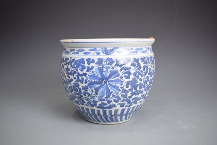 古玩陶瓷清晚期青花纏枝蓮紋卷缸拍賣，當前價格1000元