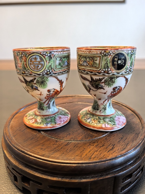 古玩陶瓷廣彩花鳥紋高足杯真品鑒賞圖