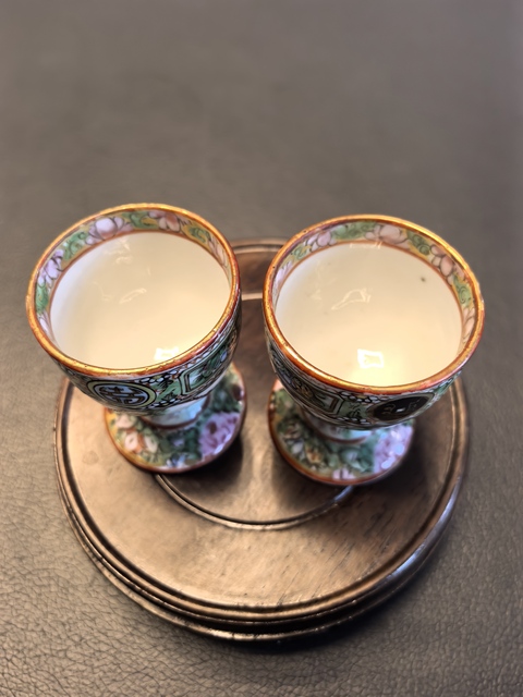古玩陶瓷廣彩花鳥紋高足杯真品鑒賞圖
