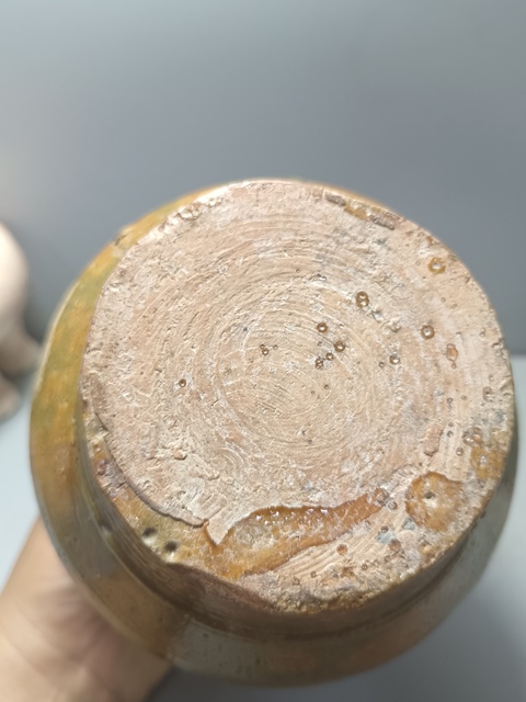 古玩陶瓷精美漢代綠釉瓶拍賣,當前價格500元