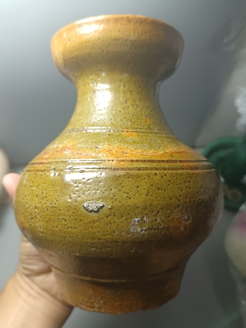 古玩陶瓷精美漢代綠釉瓶拍賣,當前價格500元