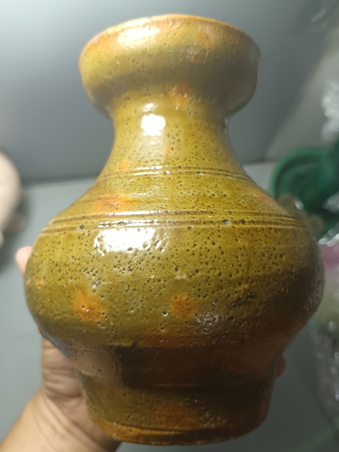 古玩陶瓷精美漢代綠釉瓶拍賣,當前價格500元