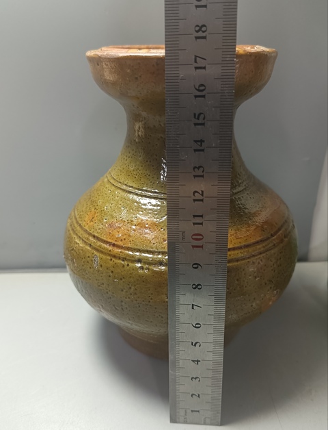 古玩陶瓷精美漢代綠釉瓶拍賣,當前價格500元