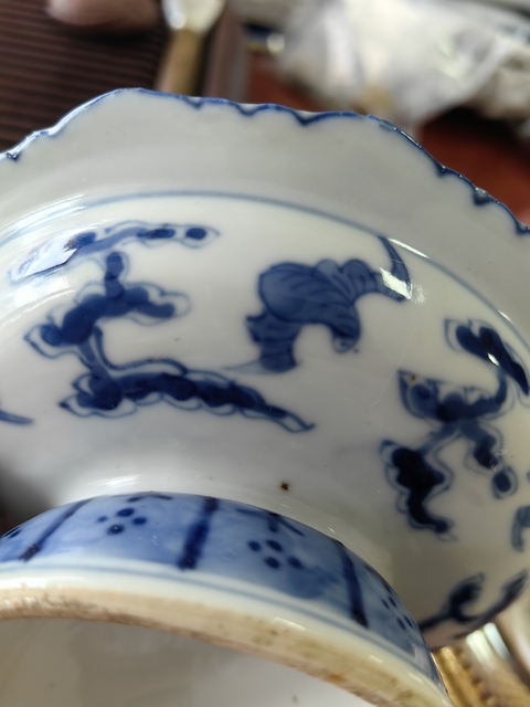 古玩陶瓷青花壽字紋供盤真品鑒賞圖