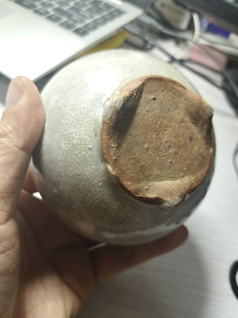 古玩陶瓷石灣窯哥釉三足爐真品鑒賞圖
