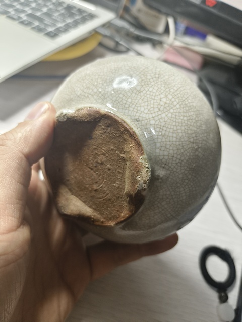 古玩陶瓷石灣窯哥釉三足爐真品鑒賞圖