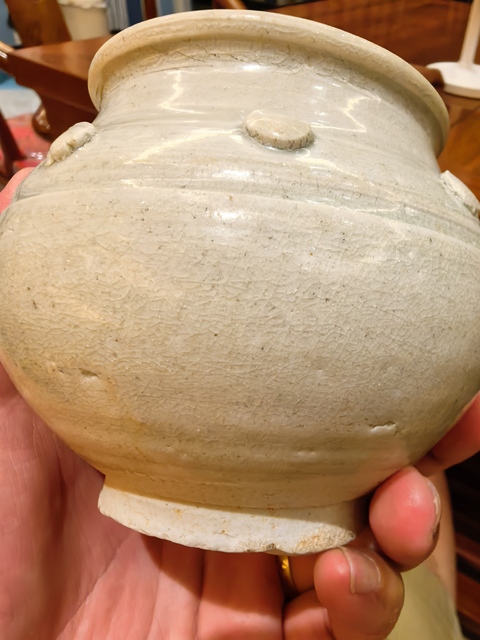 古玩陶瓷青白釉鼓釘紋罐真品鑒賞圖