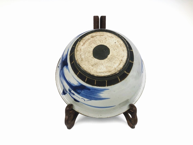 古玩陶瓷清中期·青花山水人物爐拍賣,當前價格99元