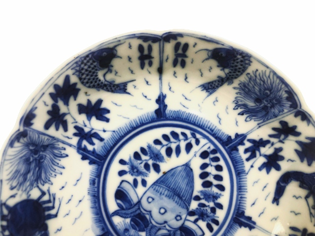 古玩陶瓷清光緒·青花魚(yú)蝦蟹花口盤(pán)真品鑒賞圖