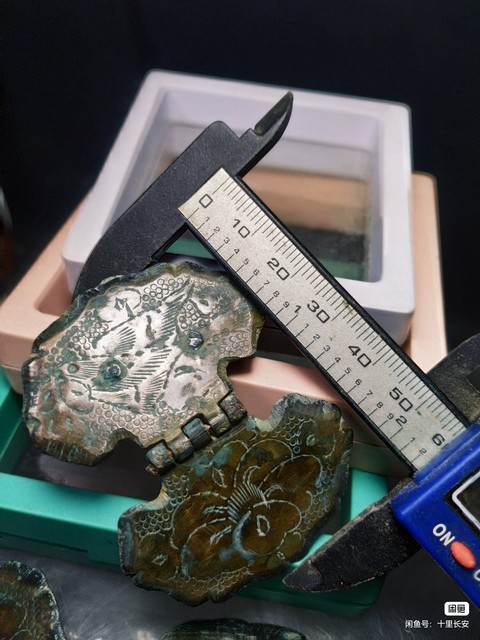 古玩銅器銅合頁真品鑒賞圖