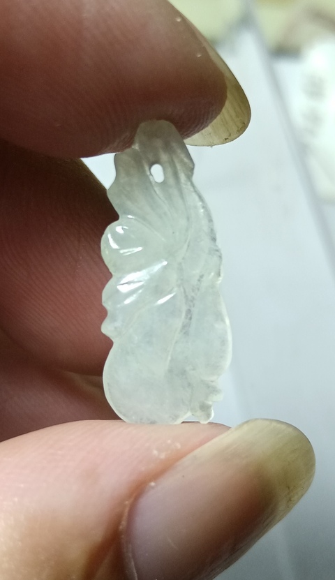 古玩玉器天然翡翠雕“瓜果墜”拍賣,當前價格99元