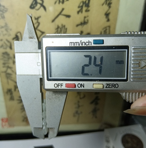 古玩玉器天然翡翠雕“瓜果墜”拍賣,當前價格99元