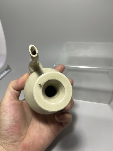 古玩陶瓷白釉酒壺真品鑒賞圖