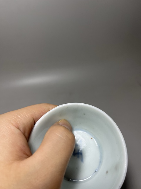 古玩陶瓷青花花卉紋杯真品鑒賞圖
