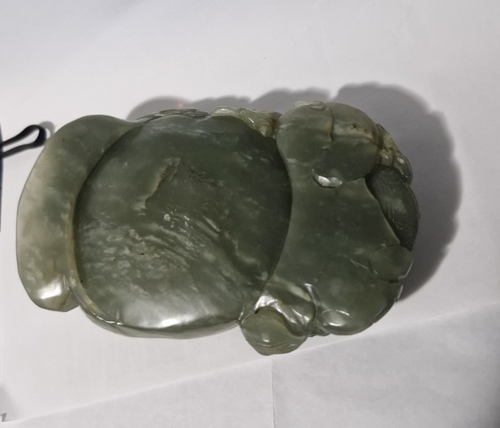 古玩玉器天然和田青玉水盂真品鑒賞圖