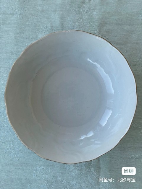 古玩陶瓷粉彩四季花卉紋花口碗真品鑒賞圖