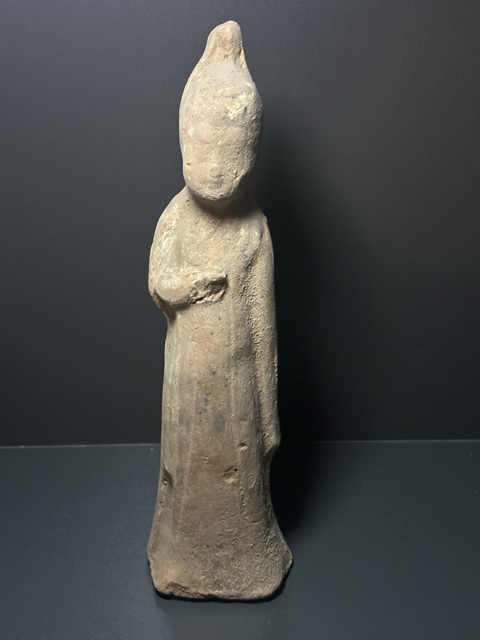 古玩陶瓷唐·女俑拍賣,當(dāng)前價(jià)格130元