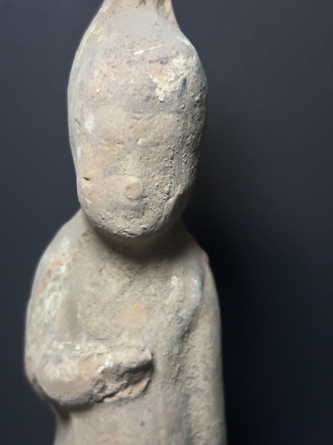 古玩陶瓷唐·女俑拍賣,當(dāng)前價(jià)格130元