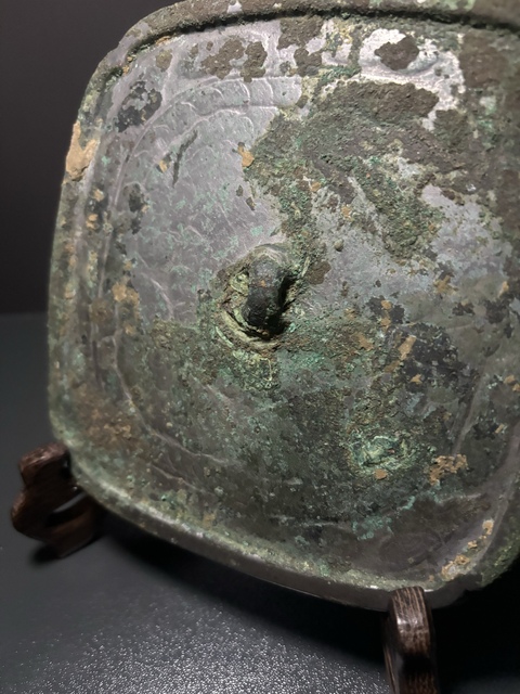 古玩銅器五代·團(tuán)紋方鏡拍賣,當(dāng)前價(jià)格3800元