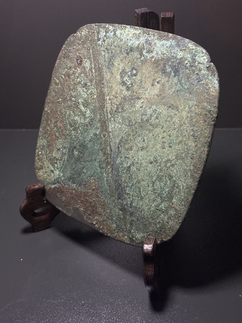 古玩銅器五代·團(tuán)紋方鏡拍賣,當(dāng)前價(jià)格3800元