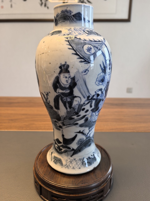 古玩陶瓷清晚青花三國趙子龍紋雞腿瓶拍賣,當(dāng)前價(jià)格1980元