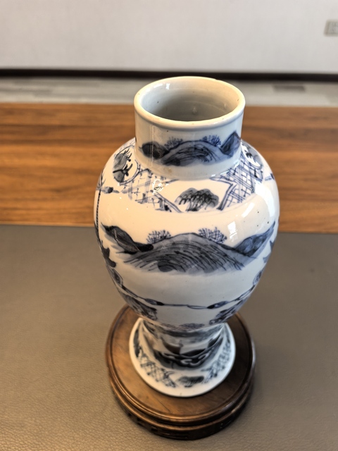 古玩陶瓷清晚青花三國趙子龍紋雞腿瓶拍賣,當(dāng)前價(jià)格1980元