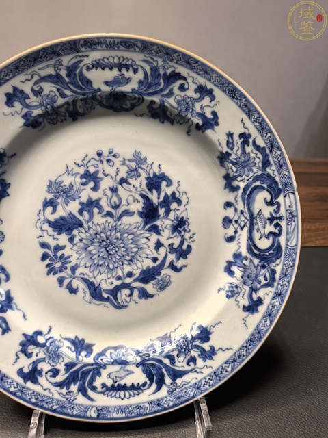 古玩陶瓷青花花卉折腰盤真品鑒賞圖