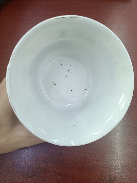 古玩陶瓷對弈圖粉彩杯真品鑒賞圖