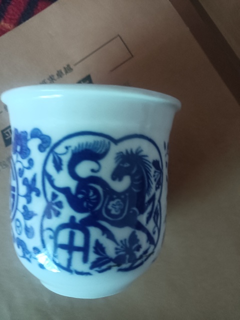 古玩陶瓷青花杯真品鑒賞圖