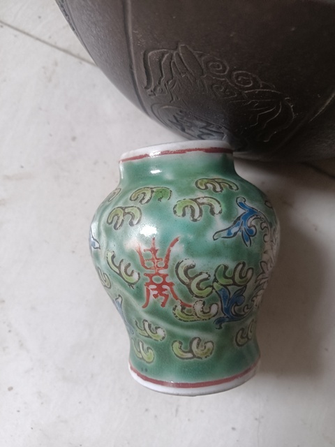 古玩陶瓷粉彩小罐真品鑒賞圖
