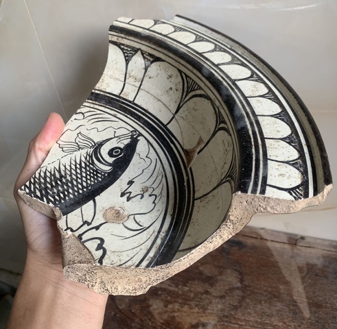古玩陶瓷磁州窯魚盆標本真品鑒賞圖