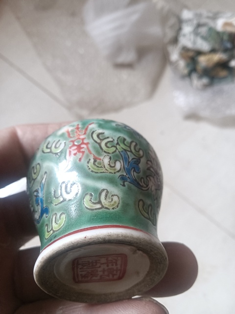 古玩陶瓷粉彩小罐真品鑒賞圖