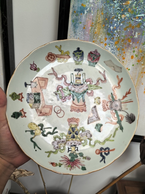 古玩陶瓷清中期粉彩博古圖花口盤拍賣，當前價格4800元
