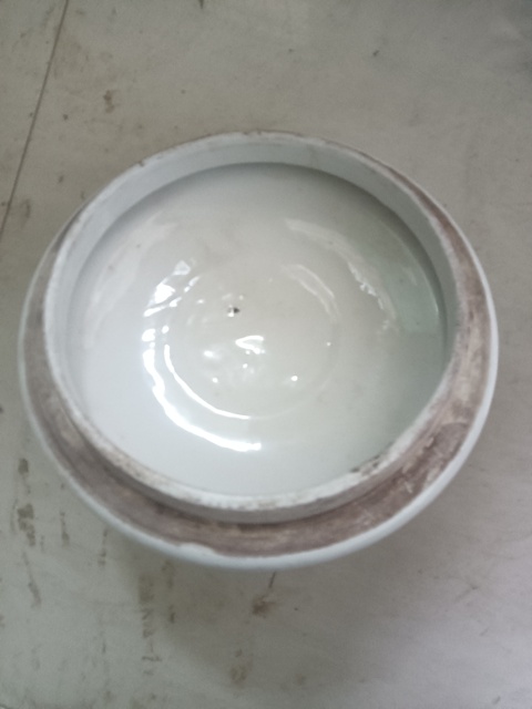 古玩陶瓷雙鋪首白釉蓋罐真品鑒賞圖