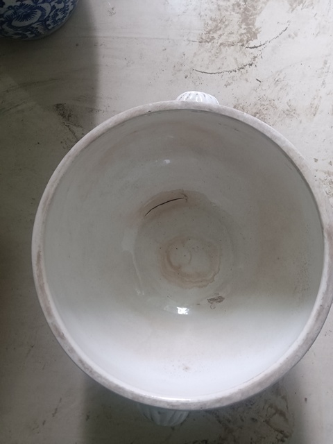 古玩陶瓷雙鋪首白釉蓋罐真品鑒賞圖